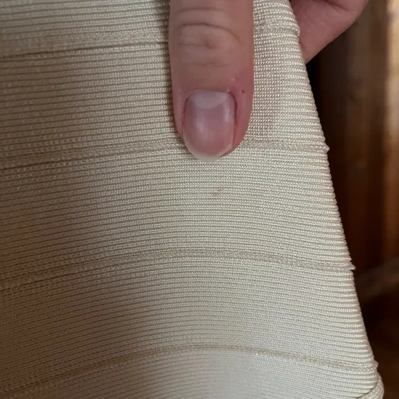 Herve Leger A-Line Phoebe Scalloped Dress - Picture 8 of 12